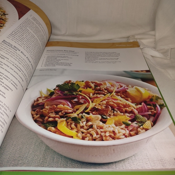 Better Homes and Gardens Christmas Cooking From the Heart 2011 HC VG - Picture 8 of 10